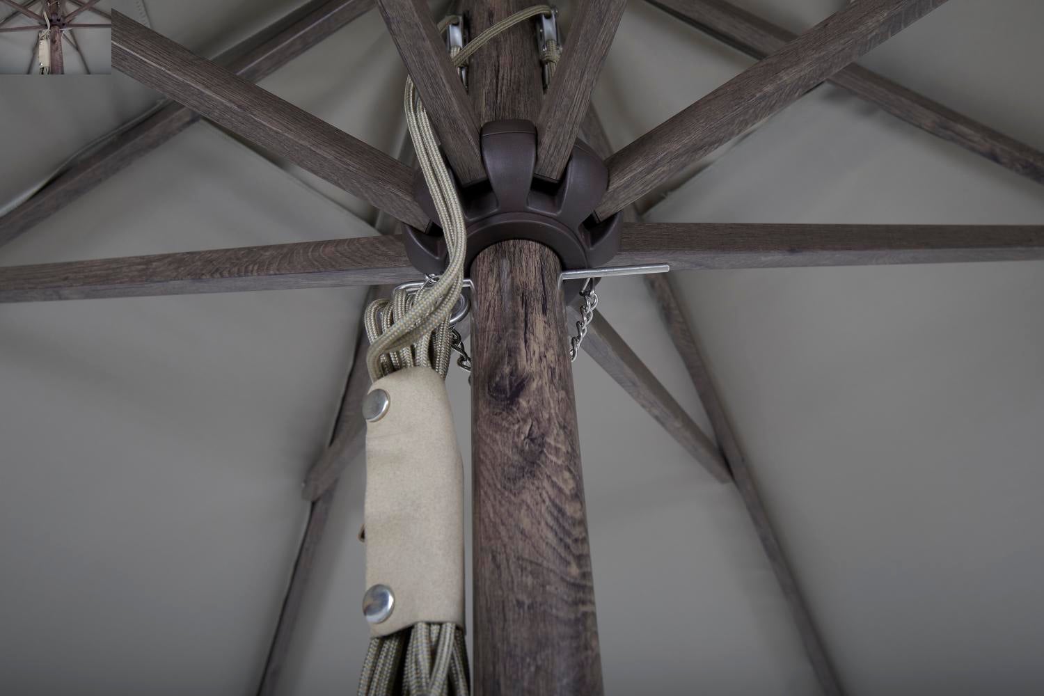 Paliano Sonnenschirm Braun/beige