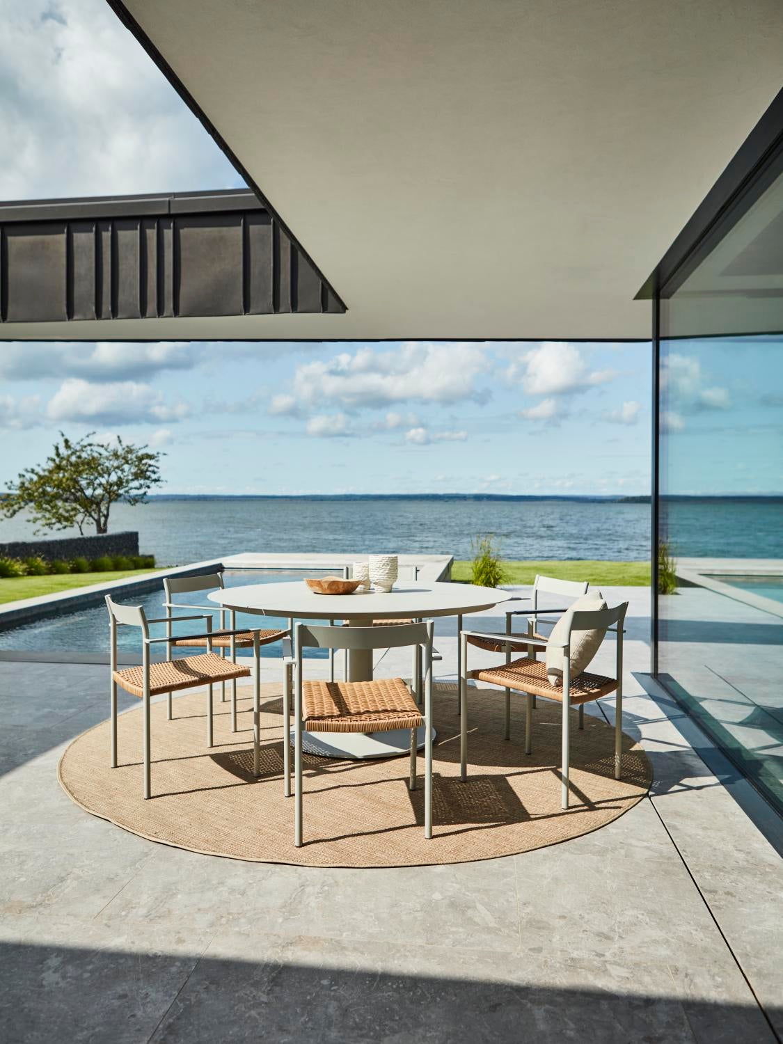 Peace Esstisch Light Grey