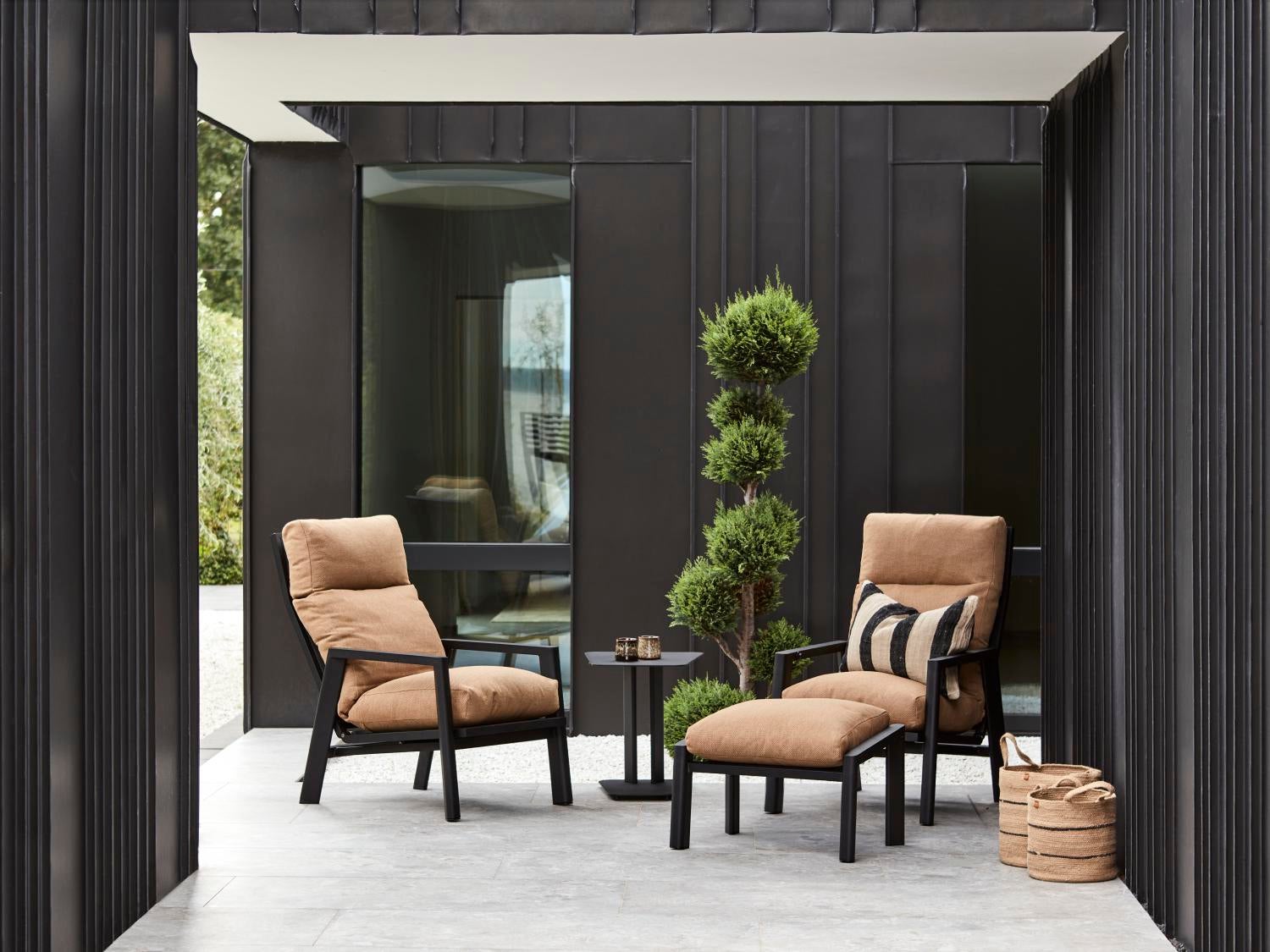 Slide Beistelltisch Schwarz