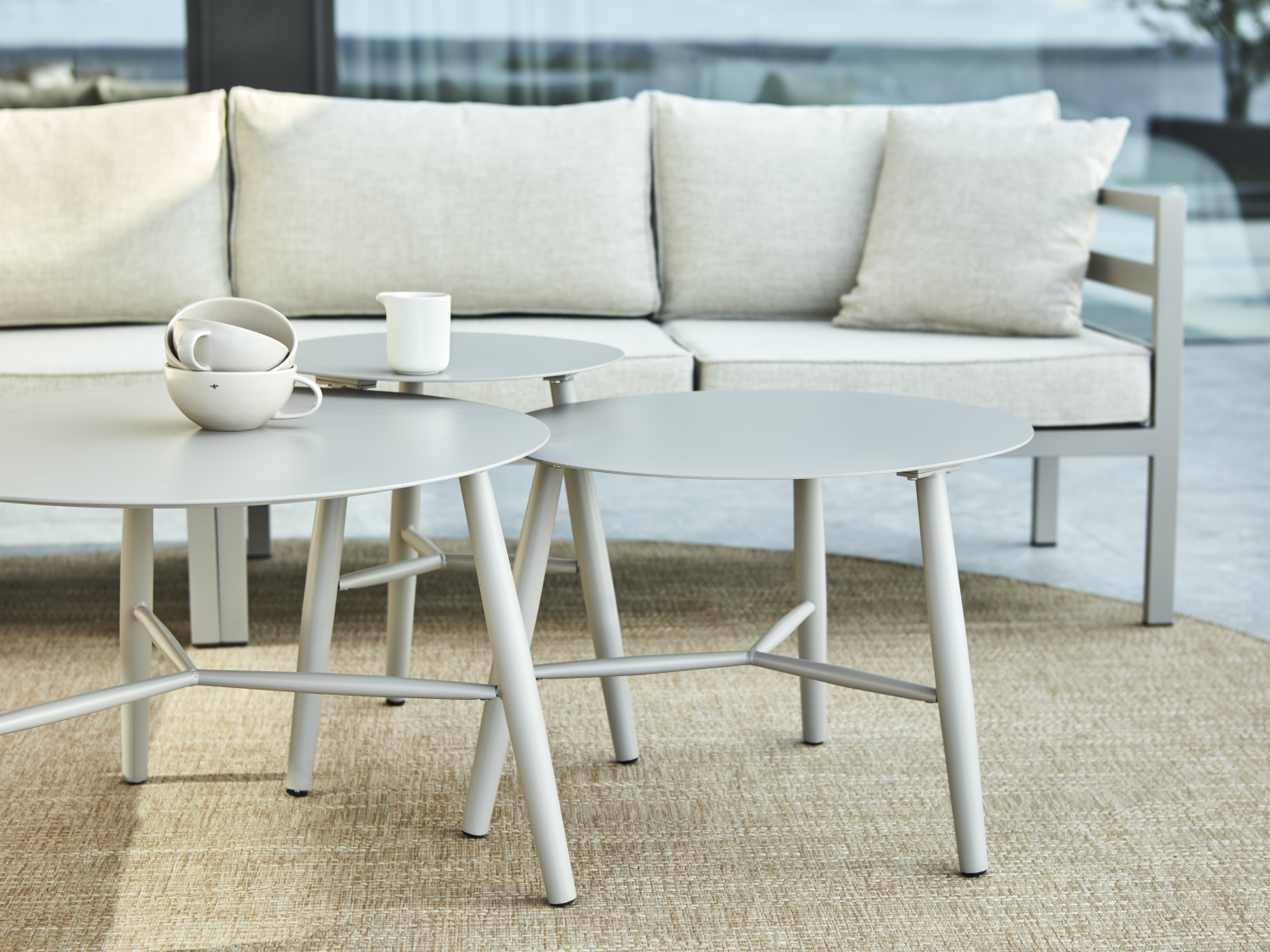 Vannes Beistelltisch Khaki