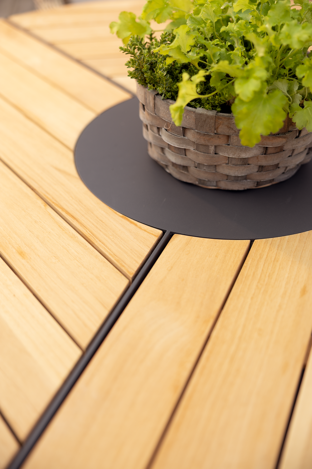 Peace Wood Esstisch Antrazit/Natur