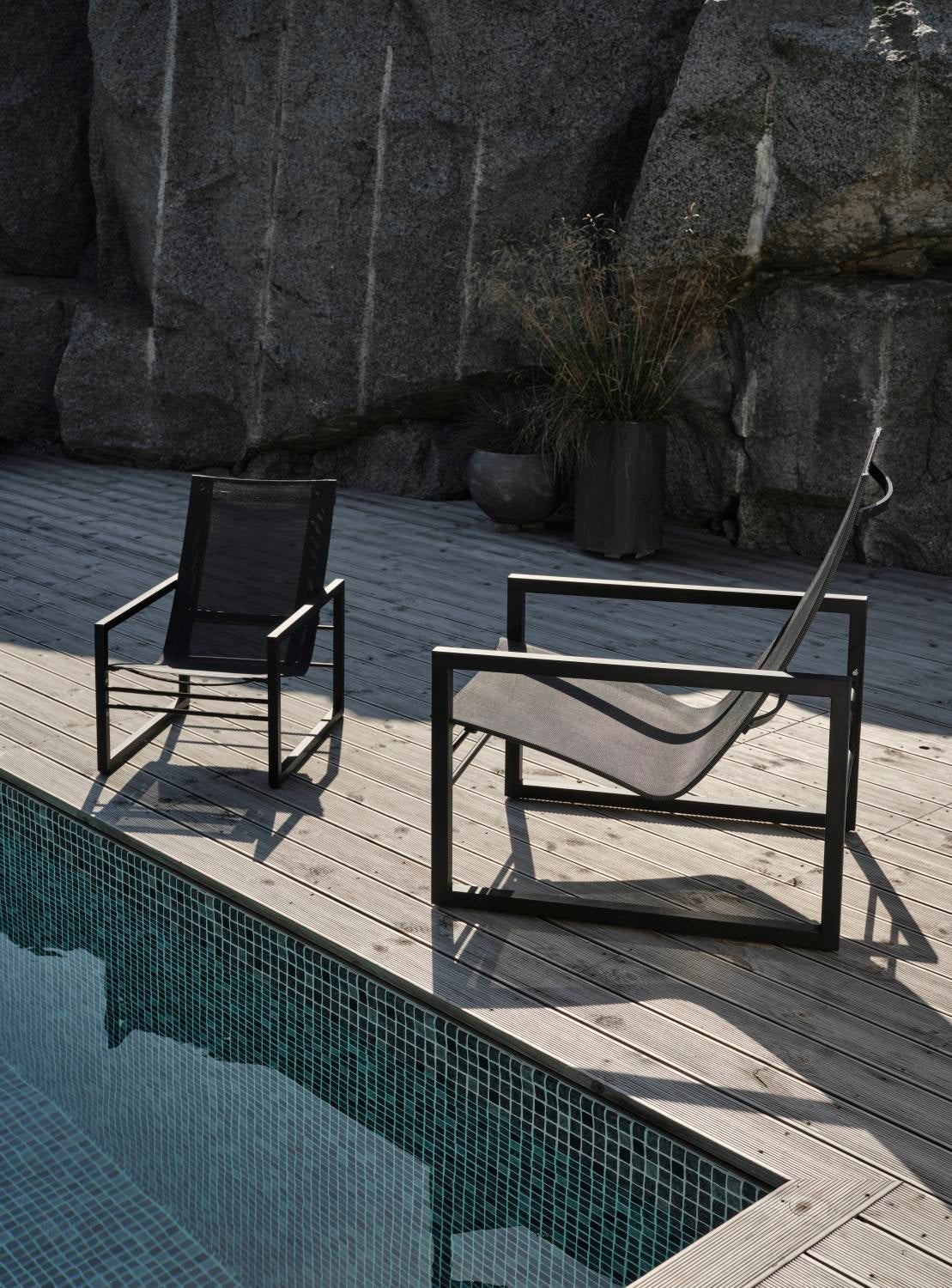 Vevi Kinderstuhl Schwarz/Antrazit