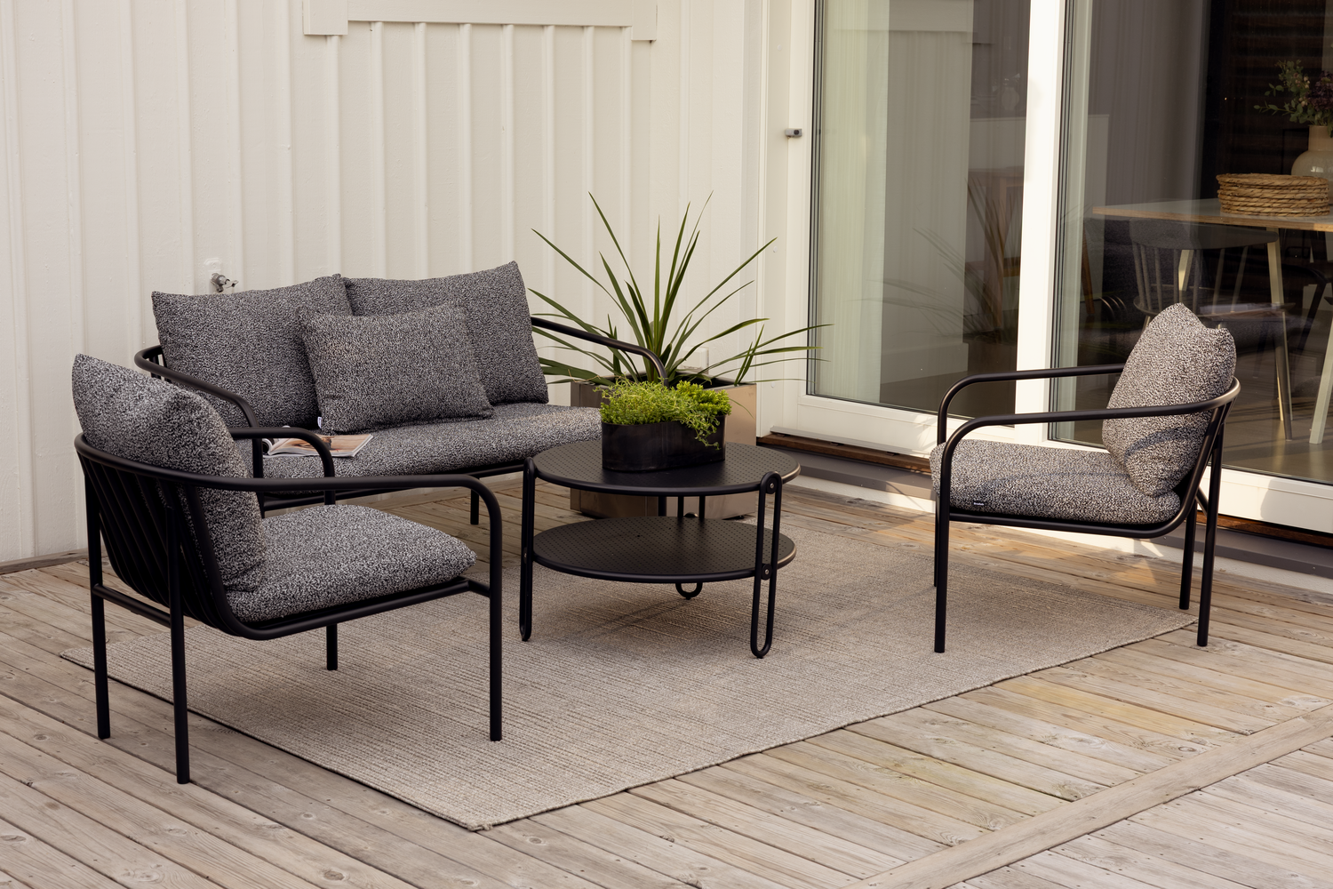 Blixt Loungetisch Schwarz