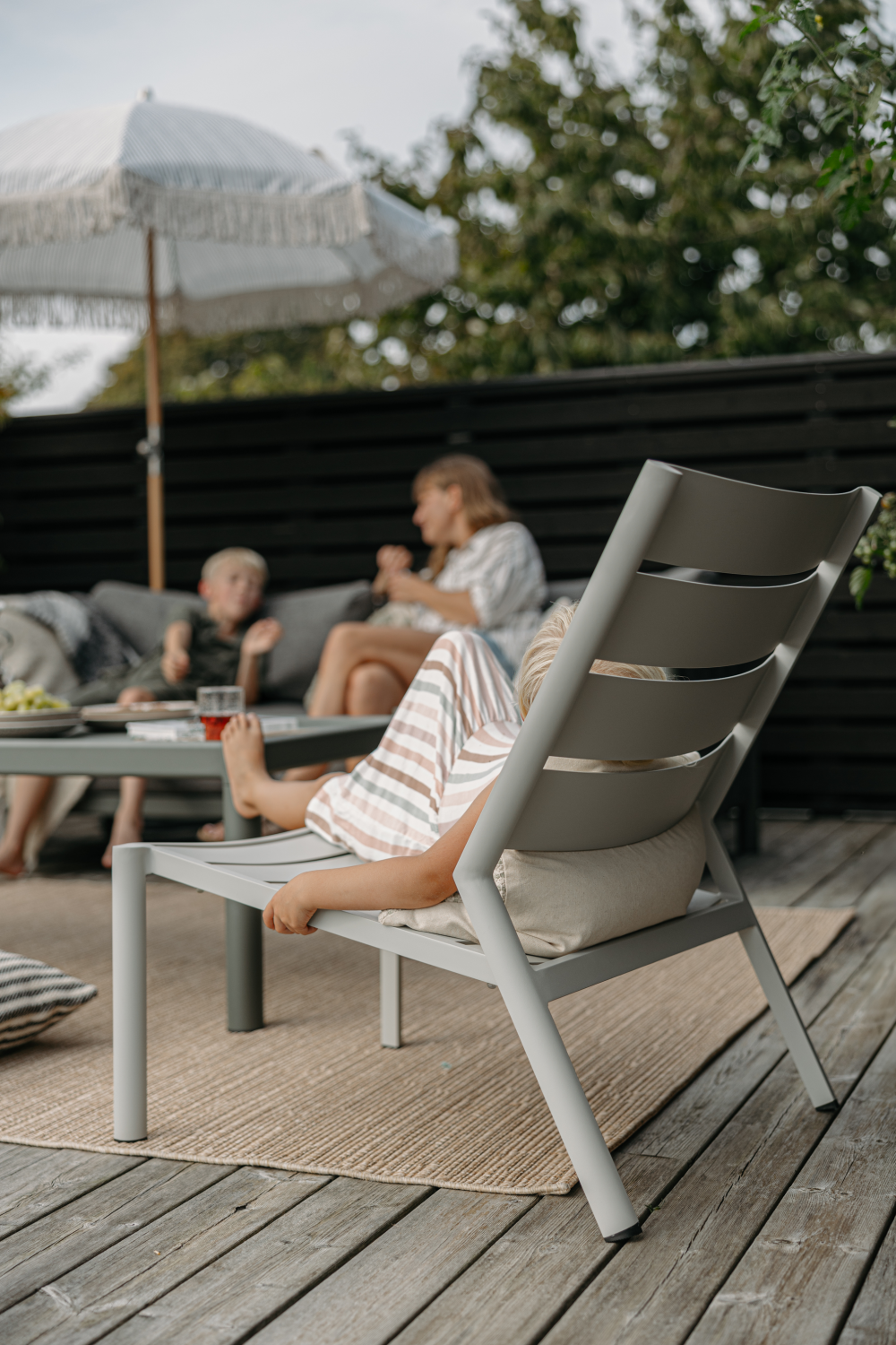 Delia Loungesessel Light Grey