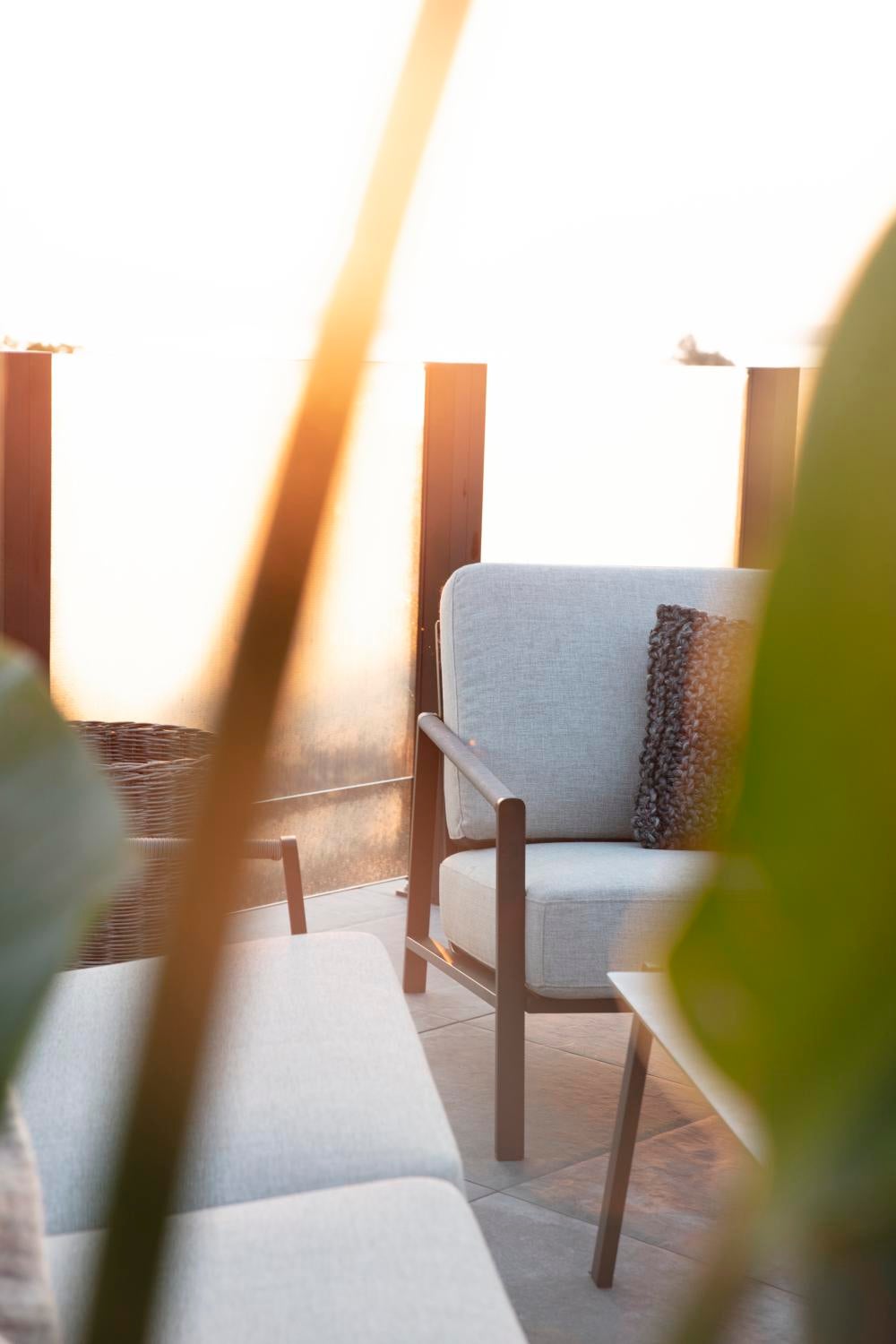 Lyra Sessel Schwarz/Sand